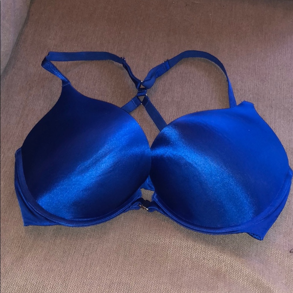 Victoria Secret bombshell bra